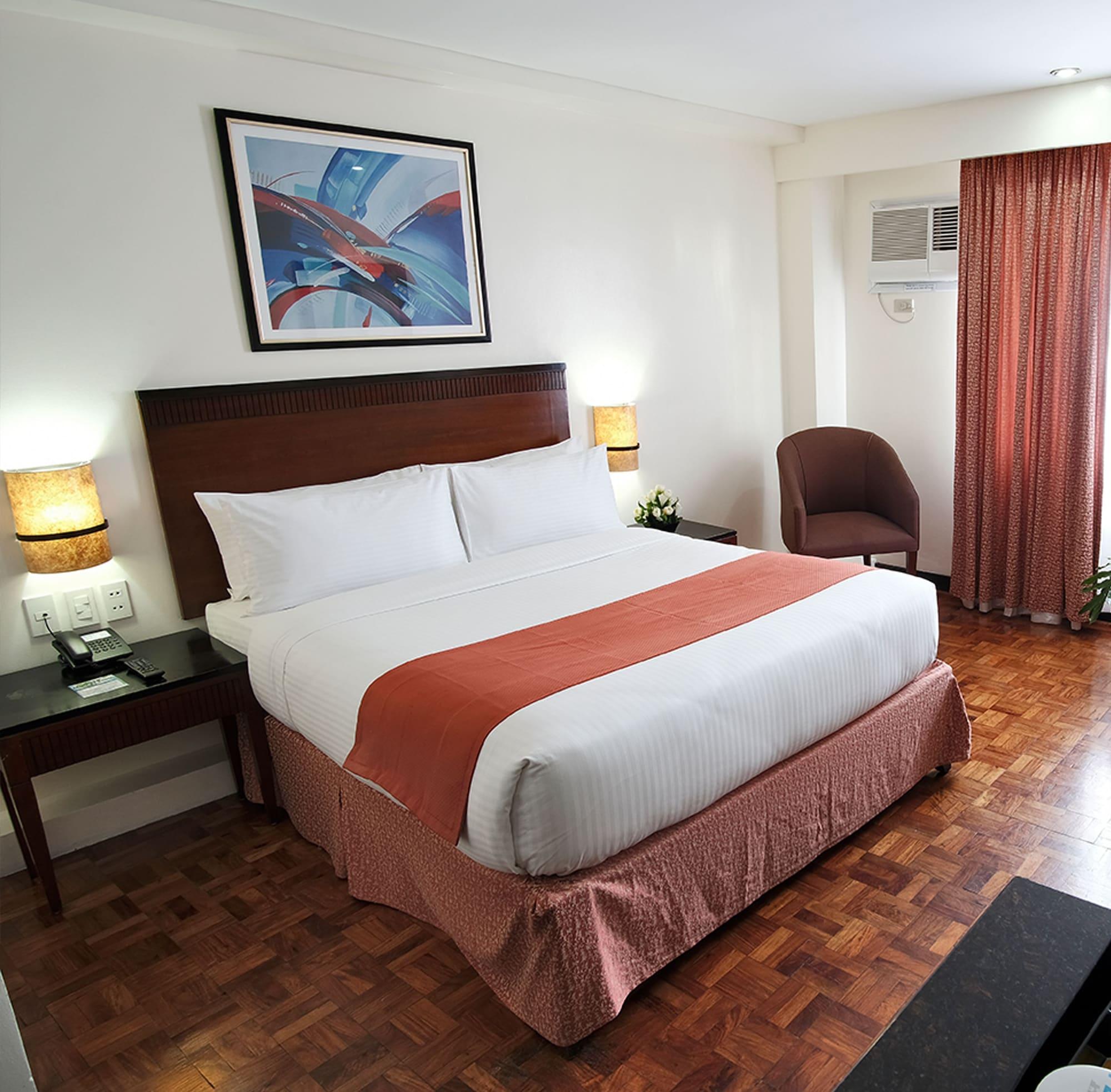 Fersal Hotel Neptune Makati Makati City Exterior foto